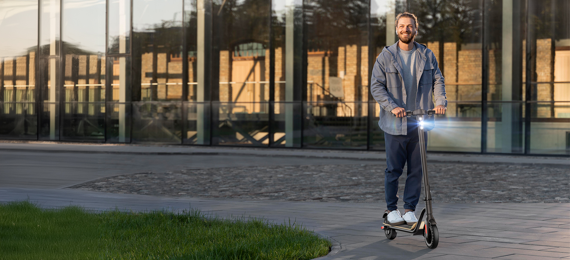 MEGAWHEELS Electric Scooters